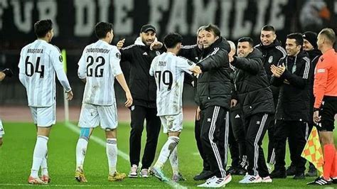 Futbolcuların Oyun Dışı Kazanç Modelleri